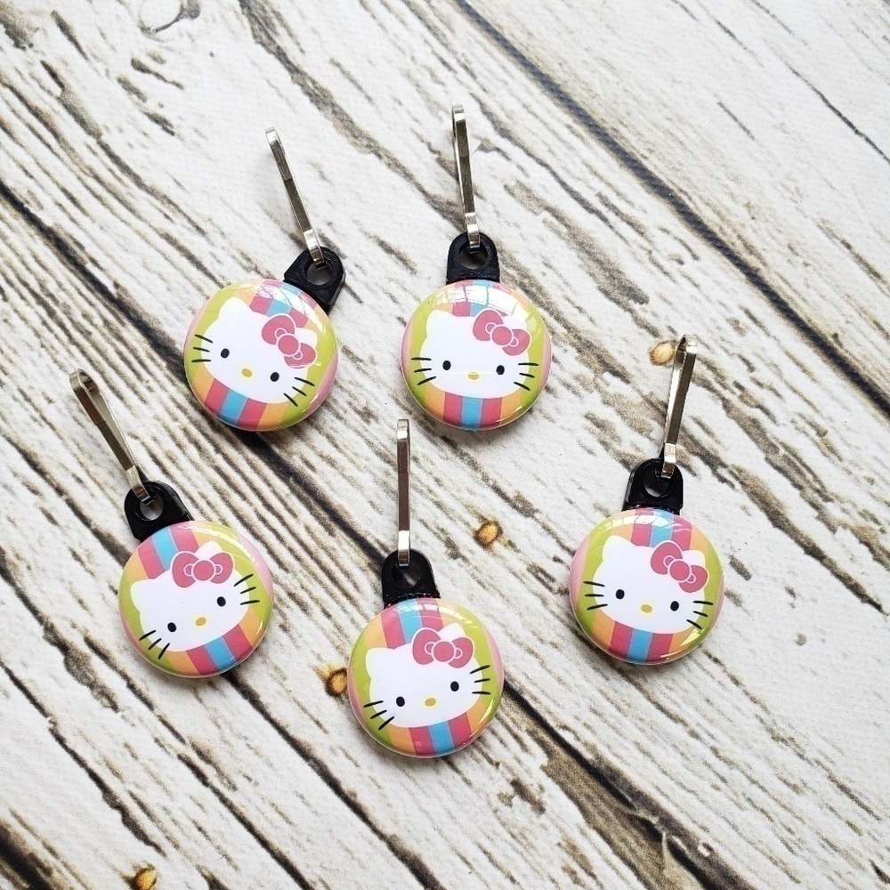 HELLO Kitty Zipper Charms Set of 5